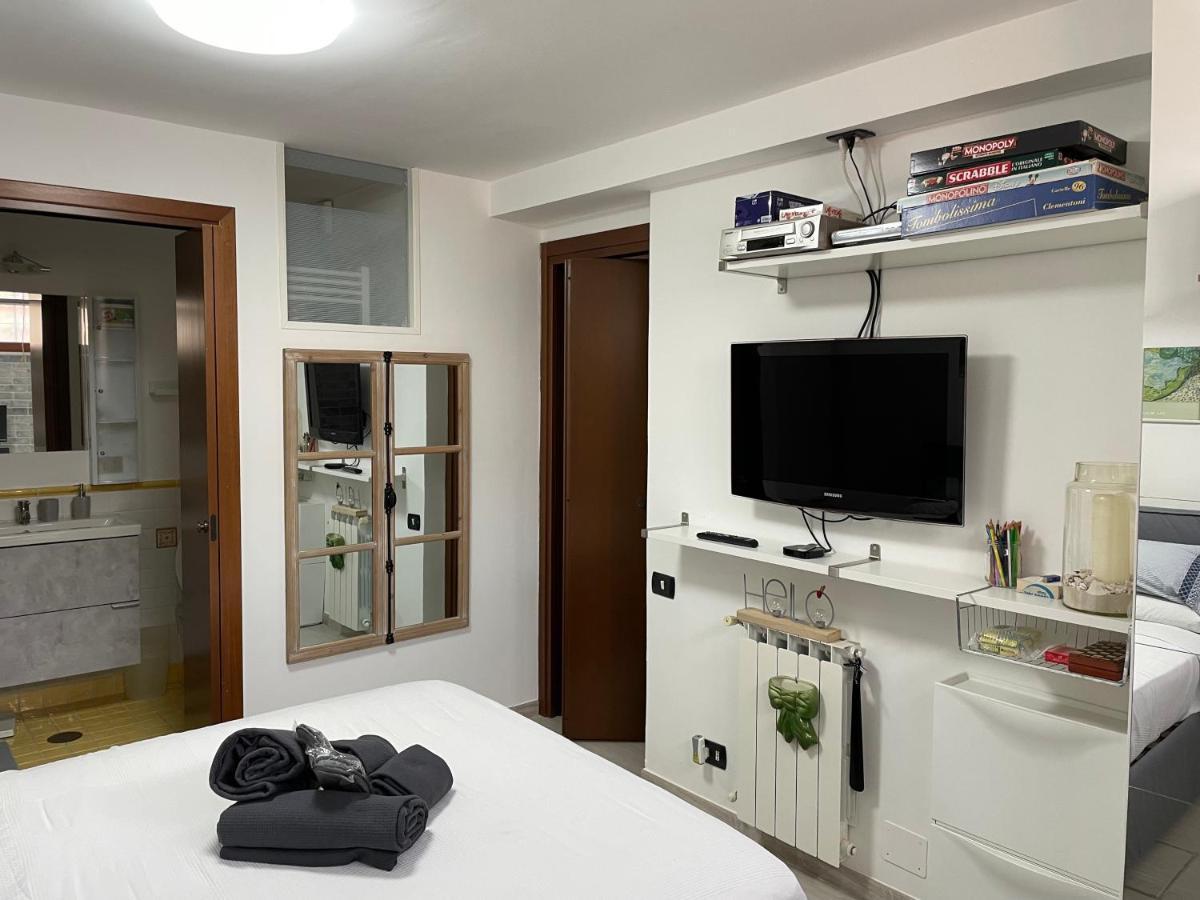 In&Out Apartment - Mostacciano, Eur Roma Ngoại thất bức ảnh